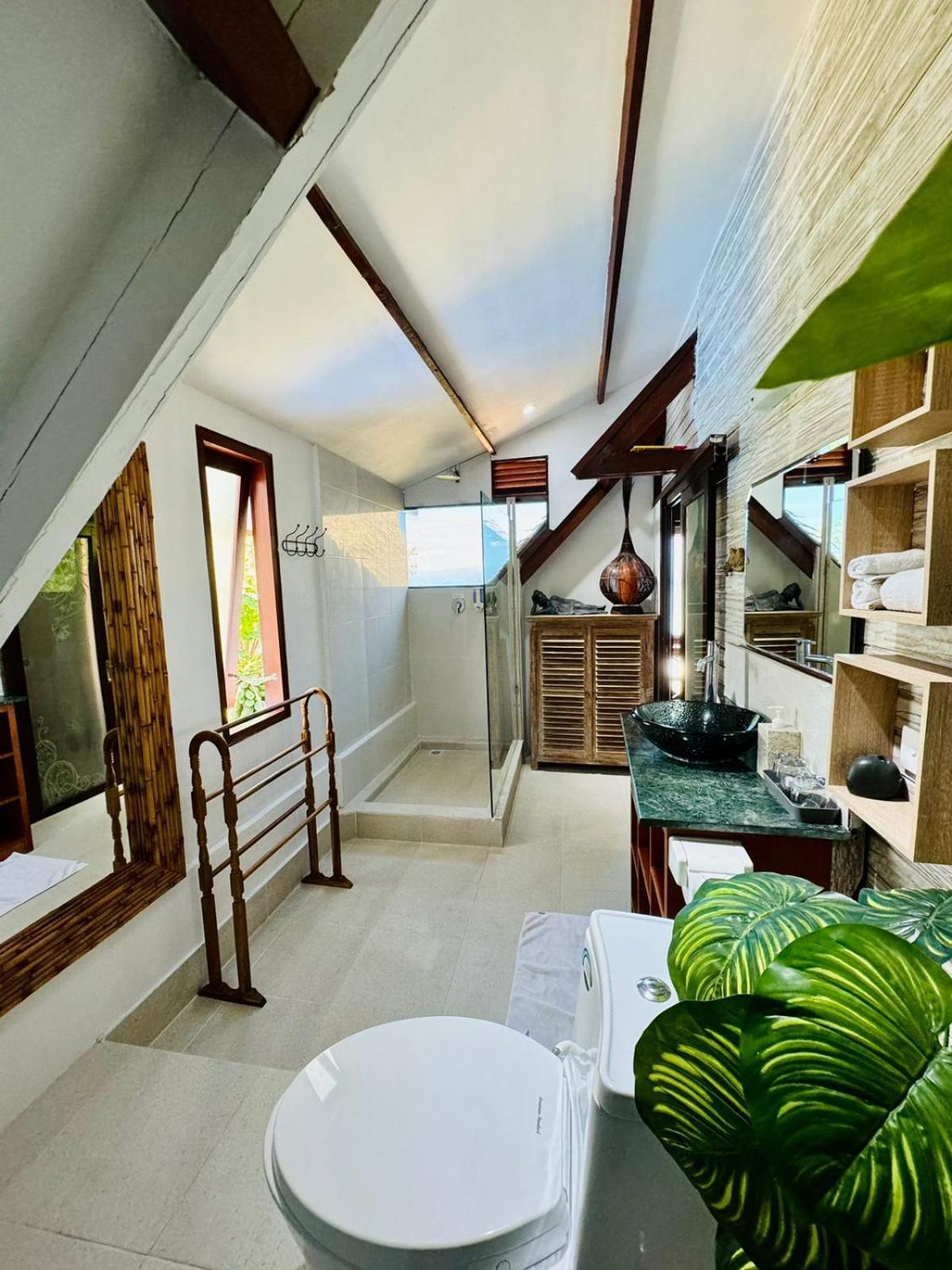 เลมโบงัน ฮาร์โมนี วิลลา Villa นูซาเลมโบงัน ภายนอก รูปภาพ